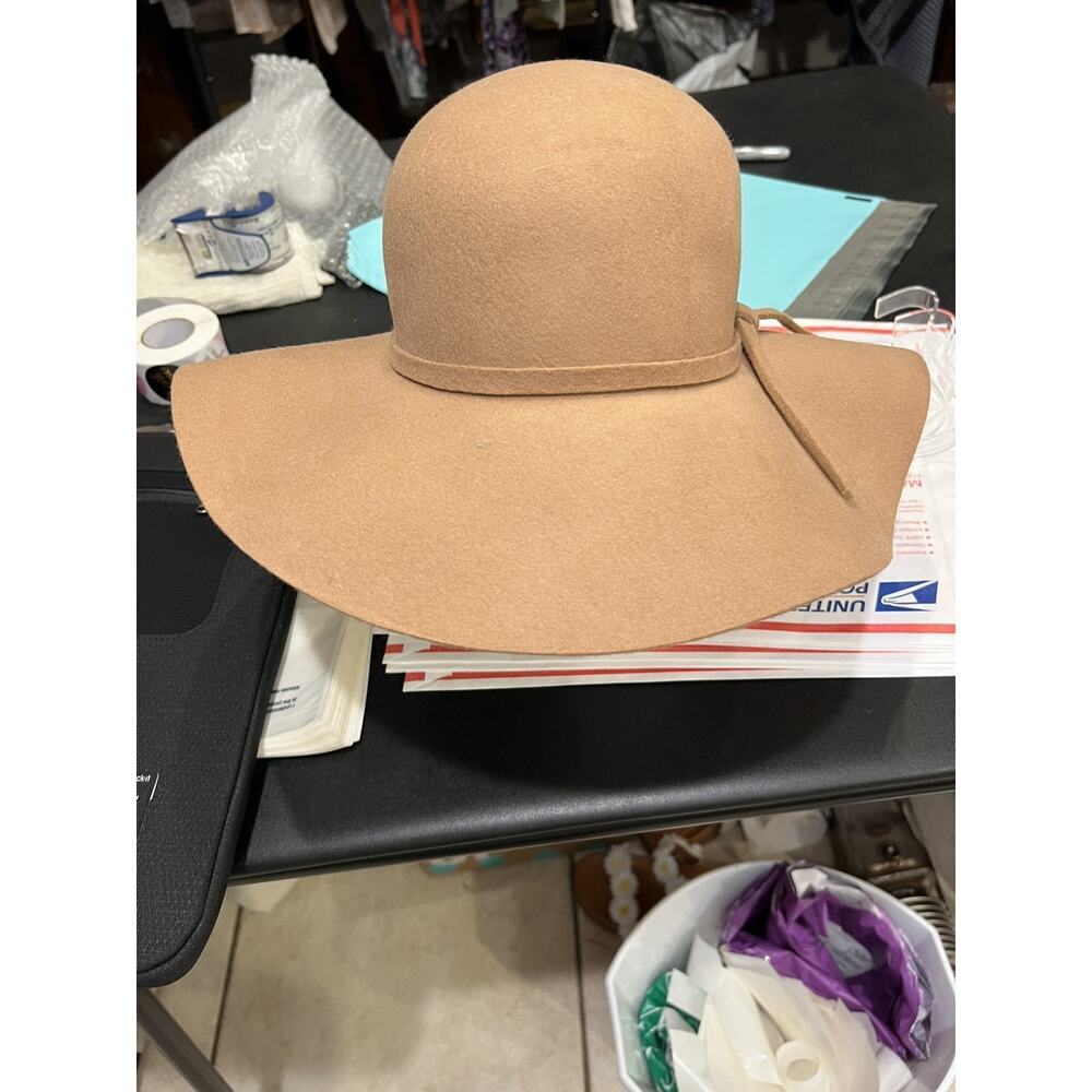 Wide-Brim 100% Wool Floppy Hat Tan OS 7.5 Inches Across
